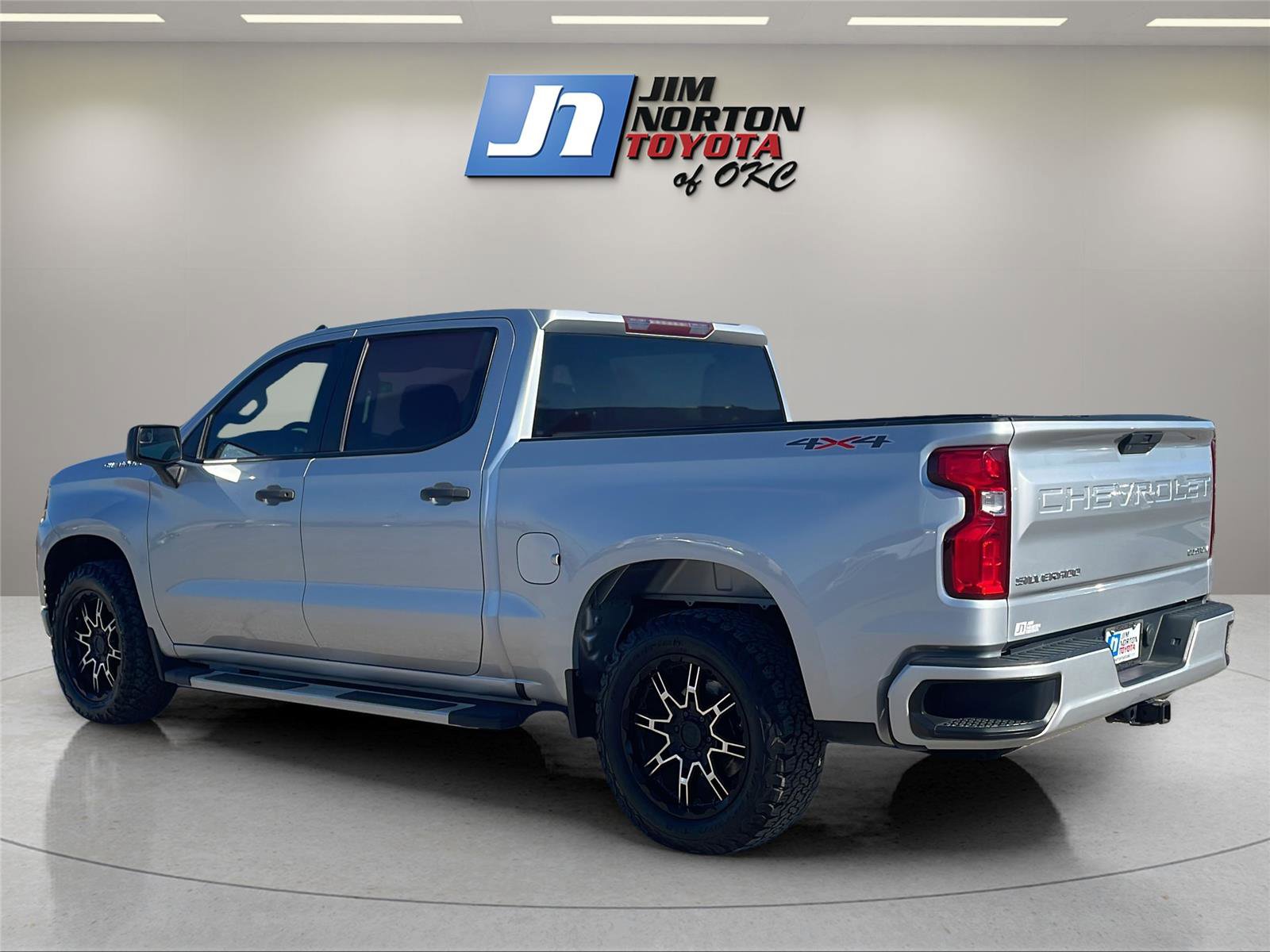 Used 2019 Chevrolet Silverado 1500 Custom w/ Custom Value Package image 7