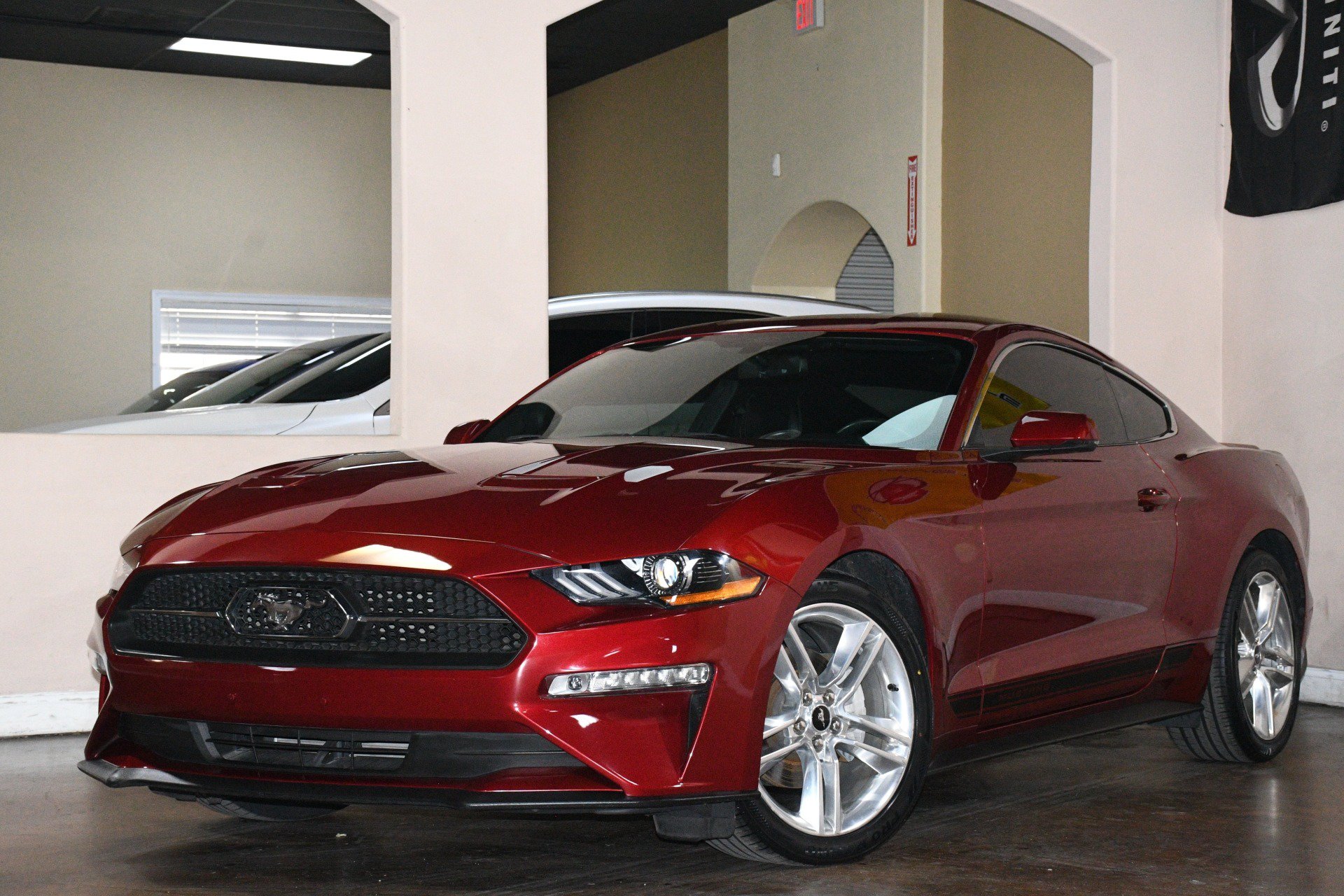 Used 2018 Ford Mustang Premium w/ Equipment Group 201A RWD image 4