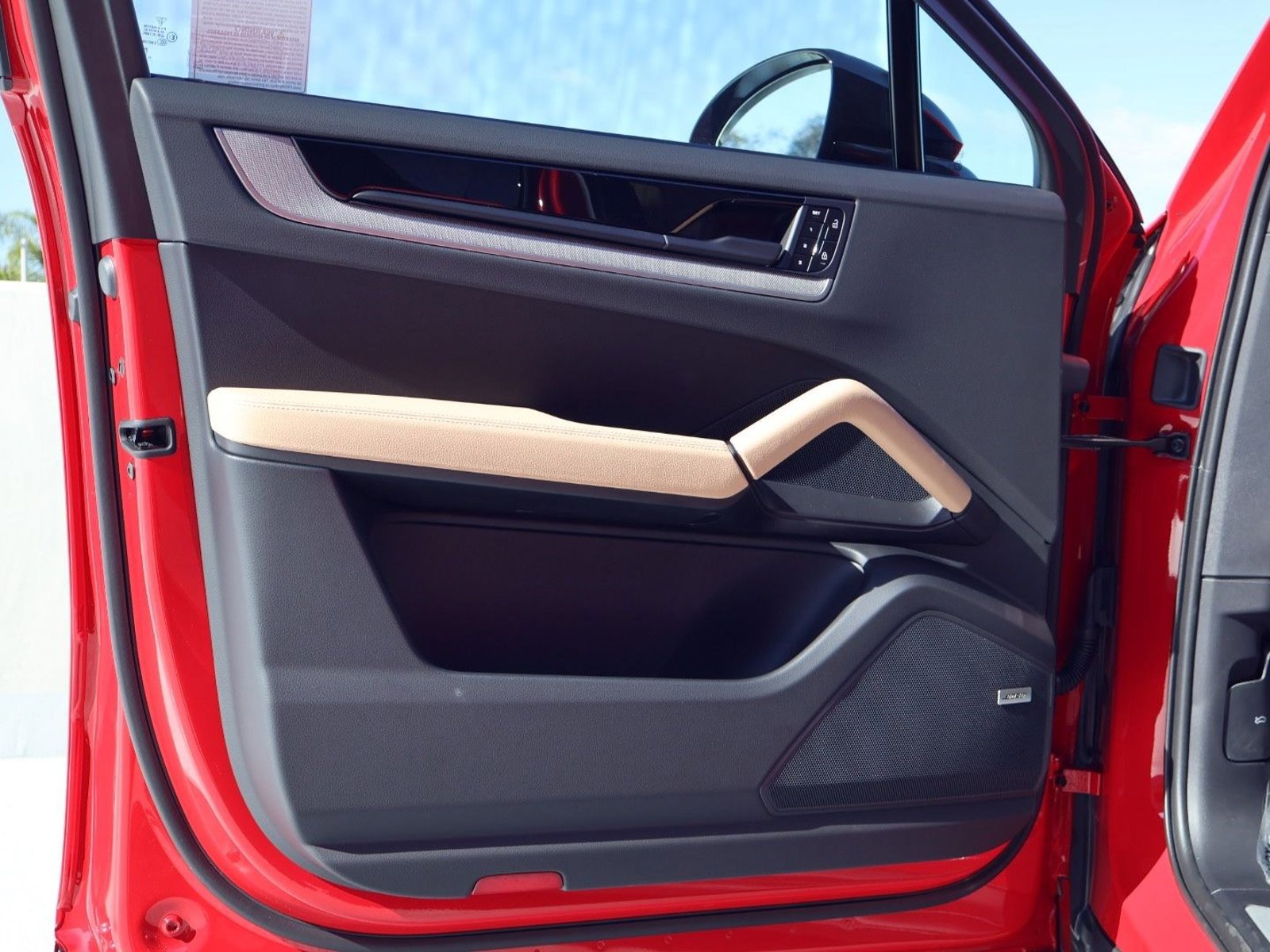 New 2026 Porsche Cayenne Coupe image 13