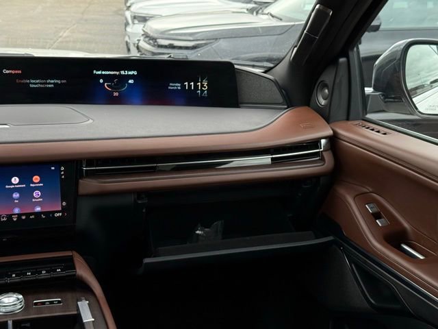 Used 2025 Lincoln Navigator L Reserve image 39