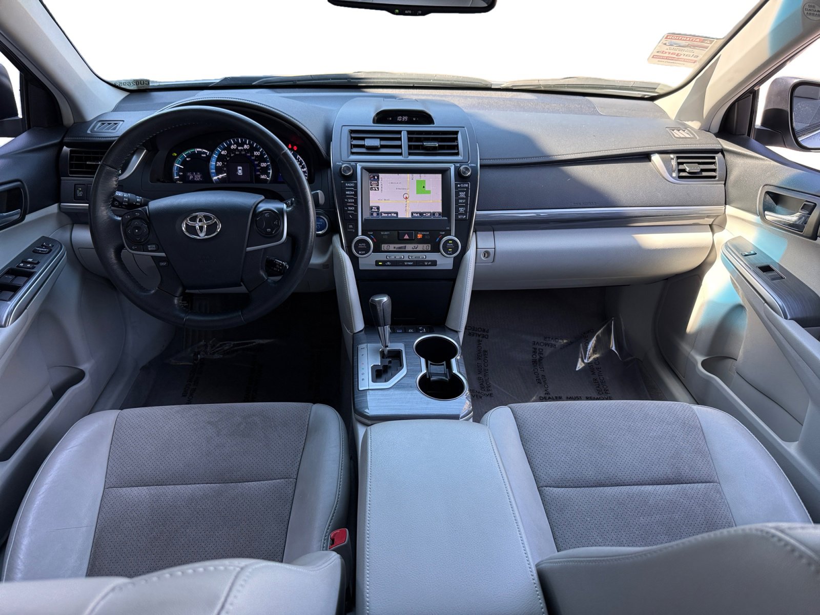 Used 2012 Toyota Camry XLE w/ Leather Pkg image 10