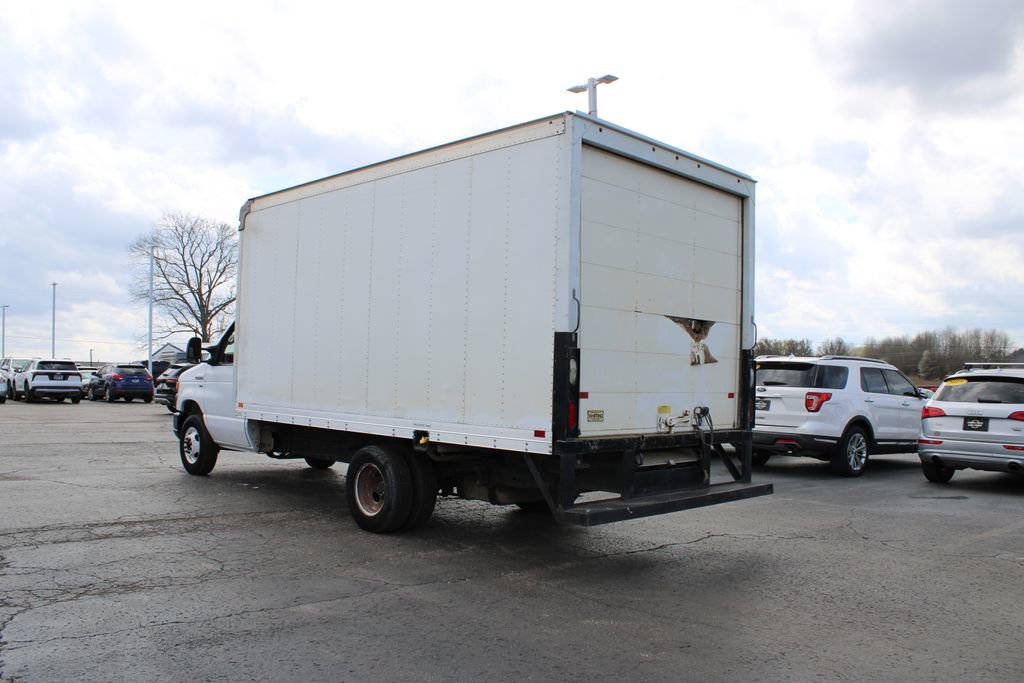 Used 2015 Ford E-350 and Econoline 350 Super Duty image 7