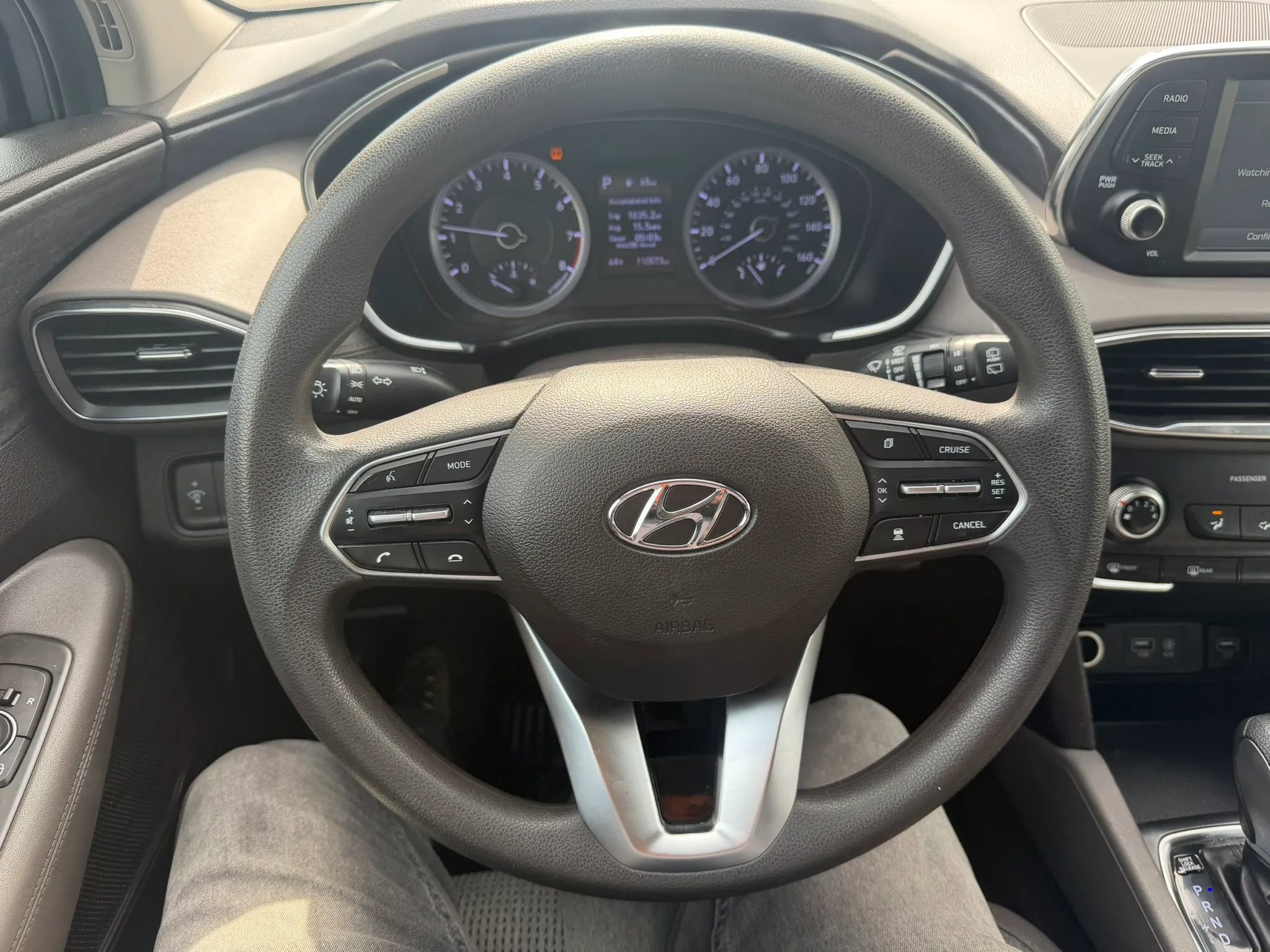 Used 2019 Hyundai Santa Fe SE FWD image 9