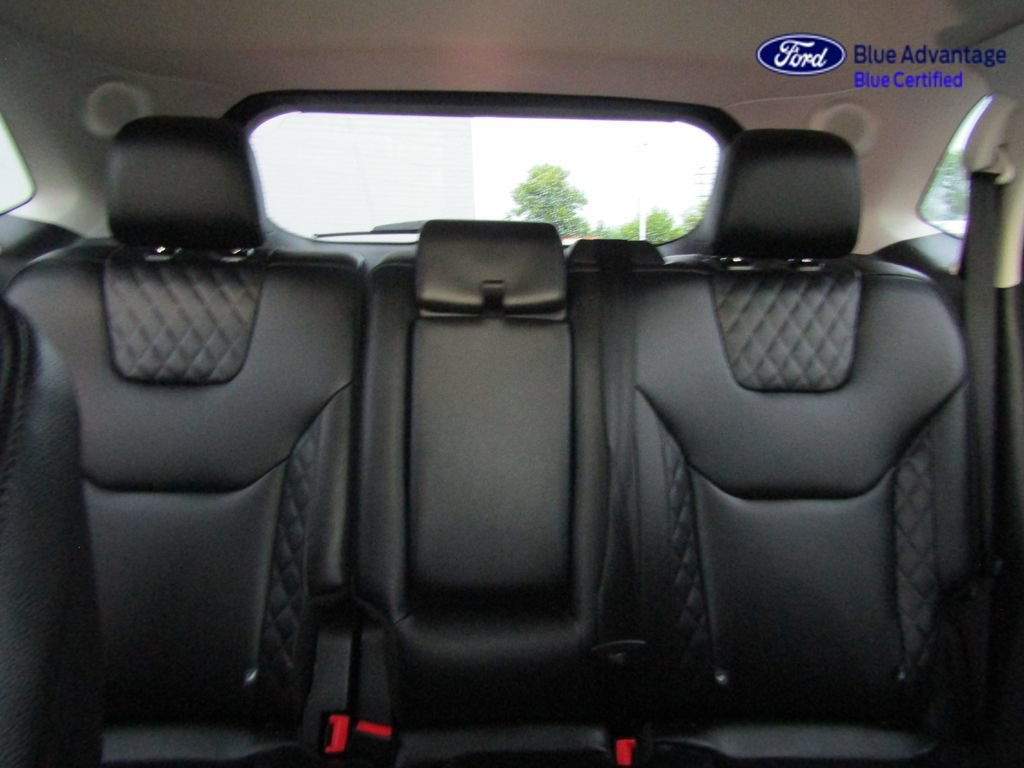 Certified 2024 Ford Edge Titanium AWD/4WD image 25