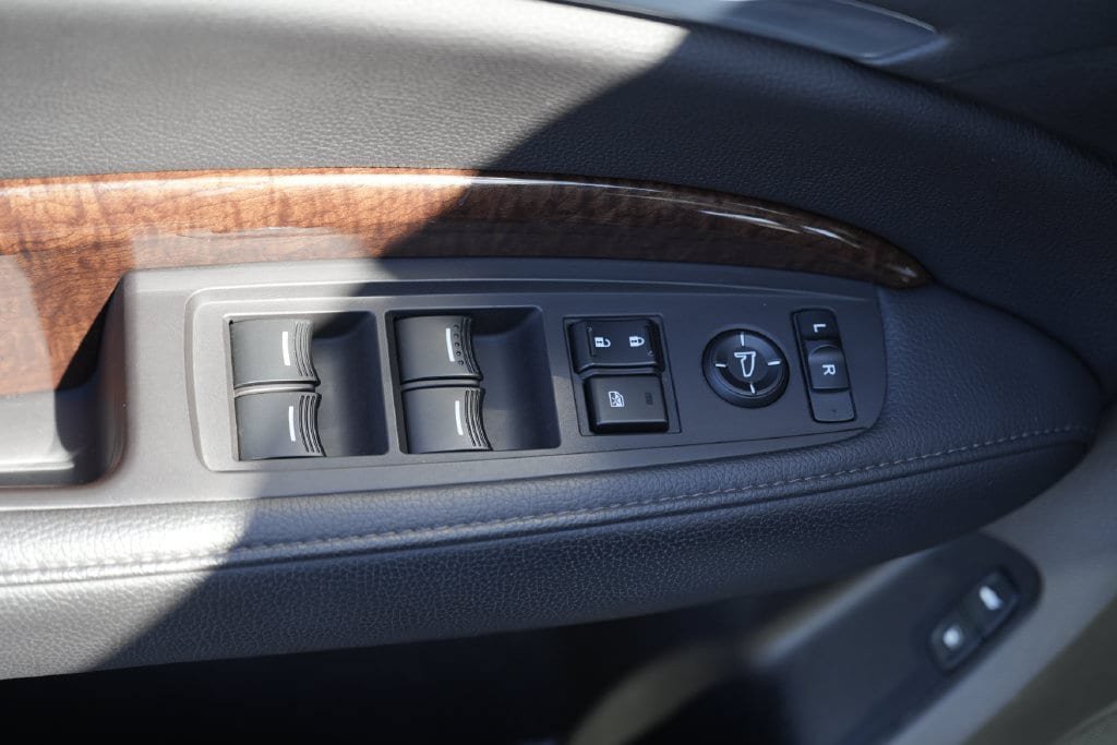 Used 2020 Acura MDX SH-AWD image 21