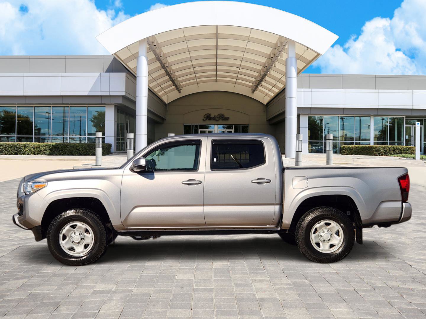 Used 2021 Toyota Tacoma SR image 3