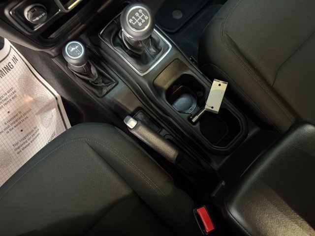 Used 2021 Jeep Wrangler Unlimited Sport AWD/4WD image 36