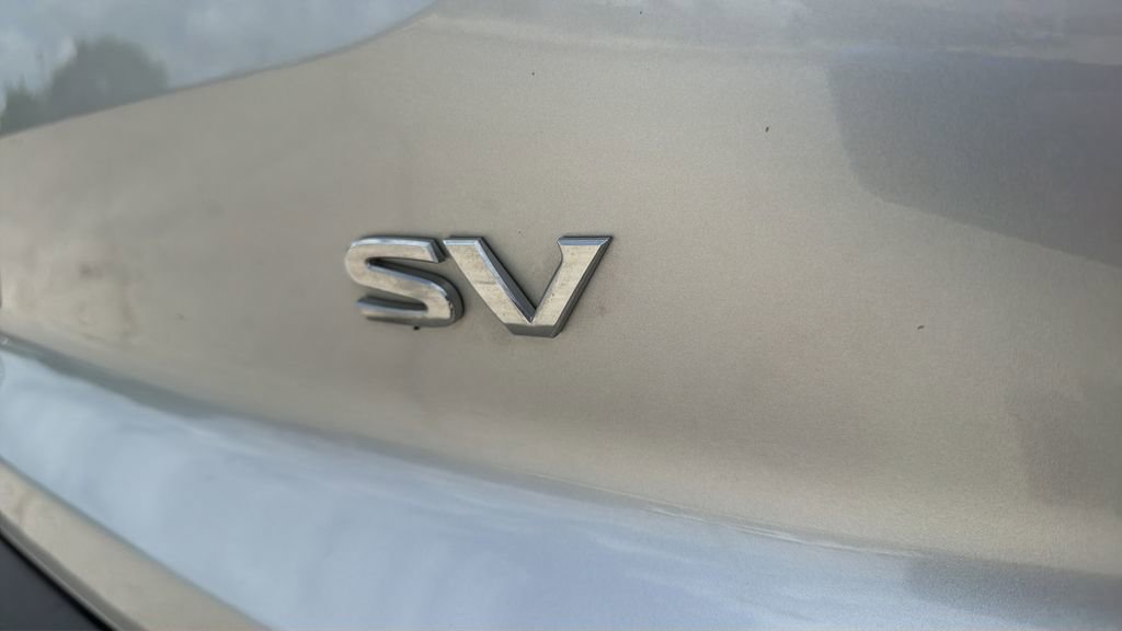 Used 2024 Nissan Pathfinder SV w/ SV Premium Package image 16