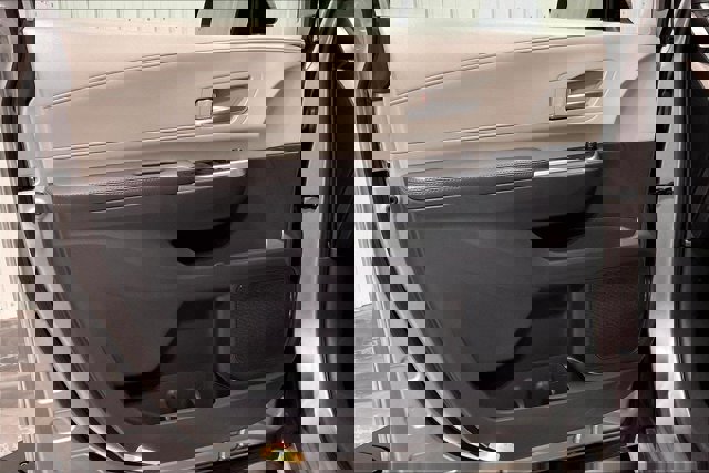 Certified 2024 Toyota Sienna XLE image 24