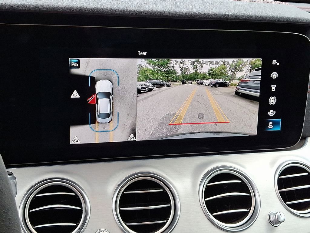 Used 2022 Mercedes-Benz E 53 AMG 4MATIC Sedan image 21