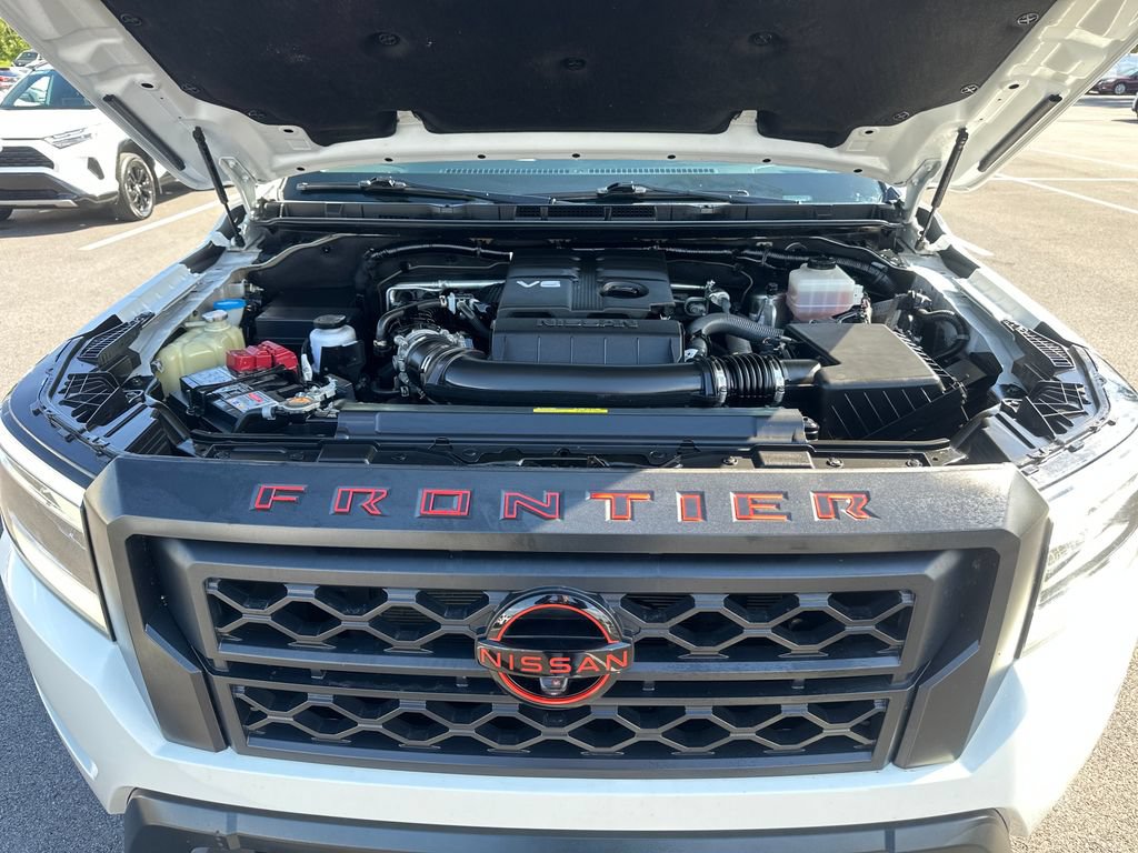 Used 2022 Nissan Frontier PRO-4X AWD/4WD image 10