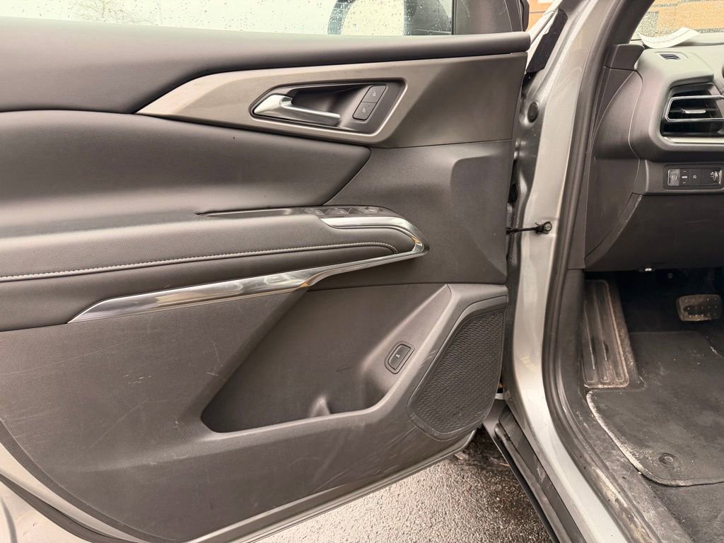 Certified 2024 Chevrolet Traverse LT image 11