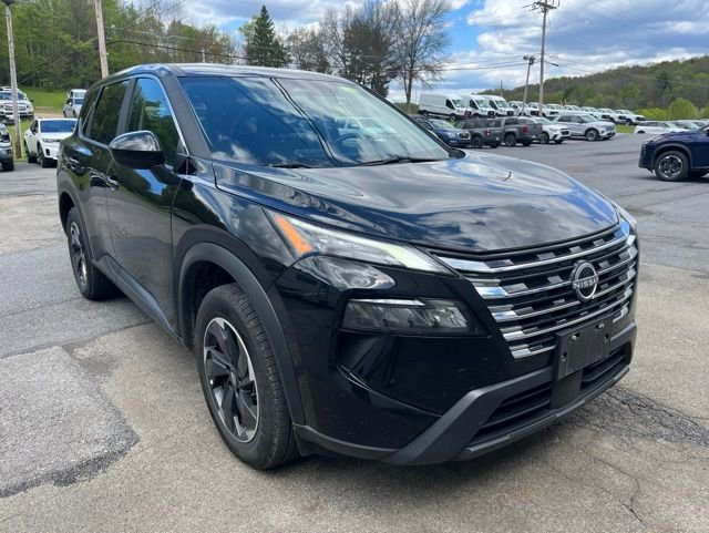 Used 2025 Nissan Rogue SV AWD/4WD video 3