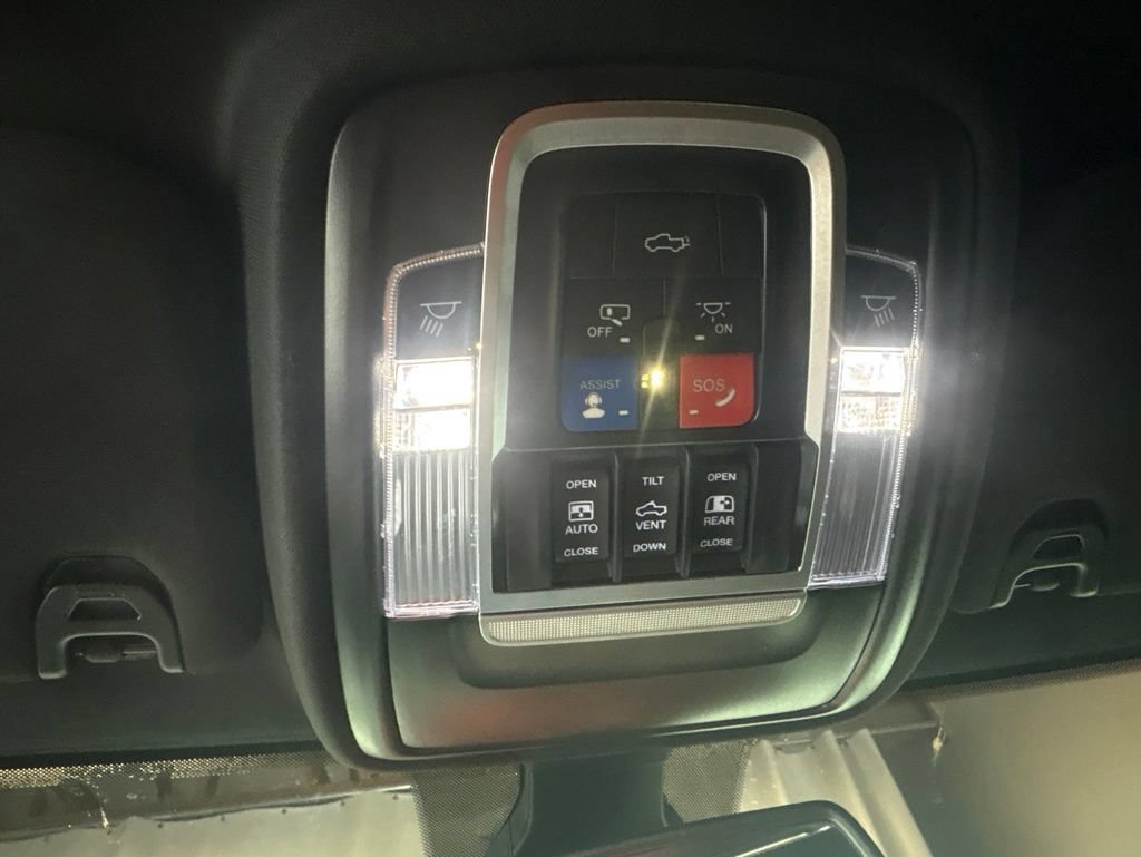 Used 2024 RAM 2500 Rebel AWD/4WD image 23
