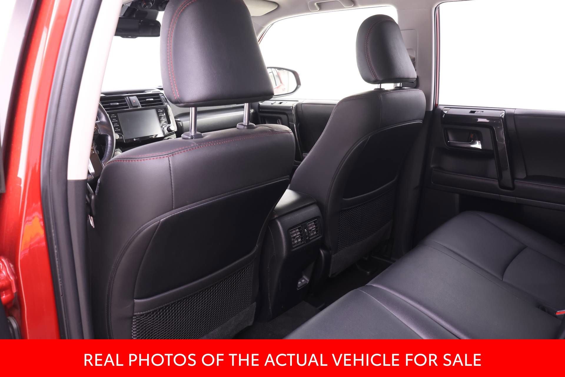 Certified 2024 Toyota 4Runner TRD Off-Road Premium AWD/4WD image 11