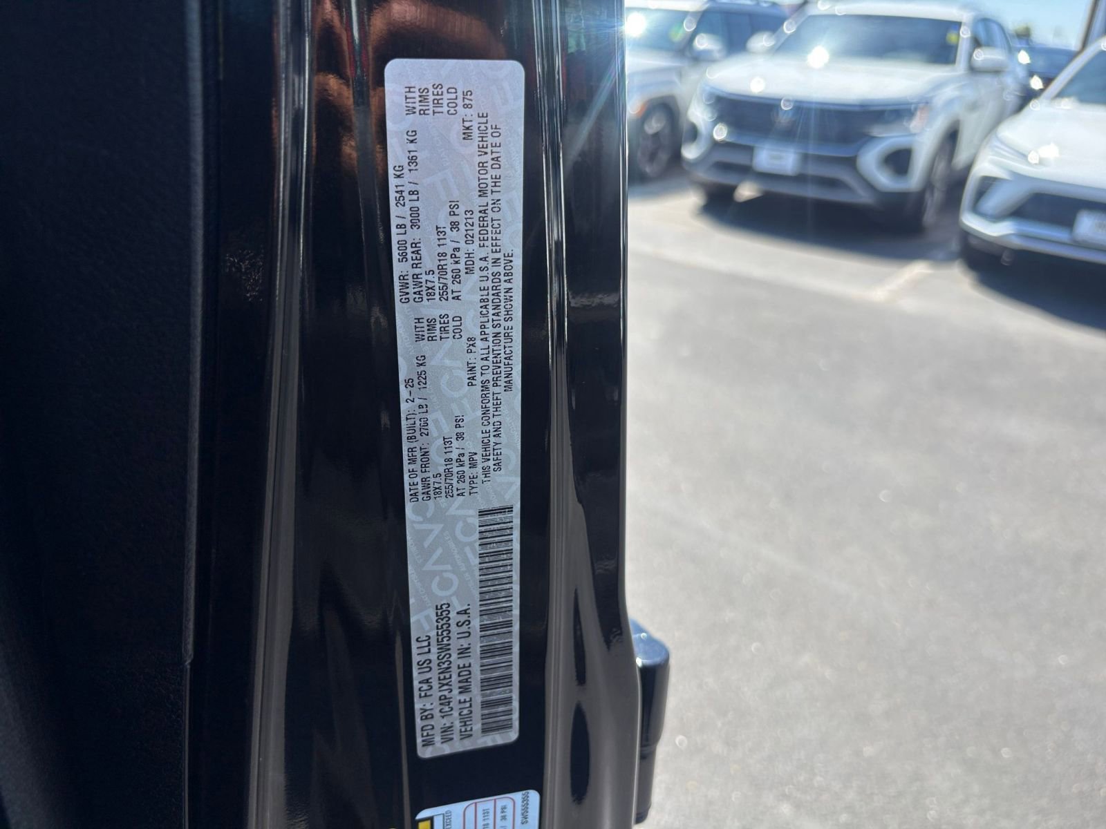 Used 2025 Jeep Wrangler Unlimited Sahara AWD/4WD image 29