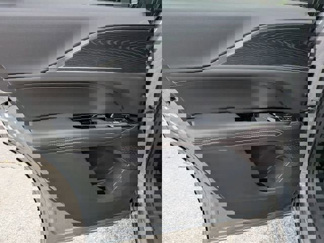 New 2026 Cadillac Lyriq Luxury image 22