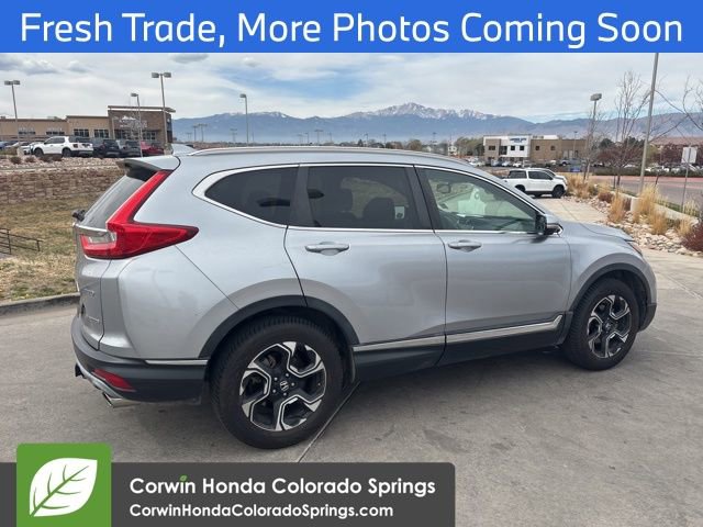 Used 2018 Honda CR-V Touring image 3