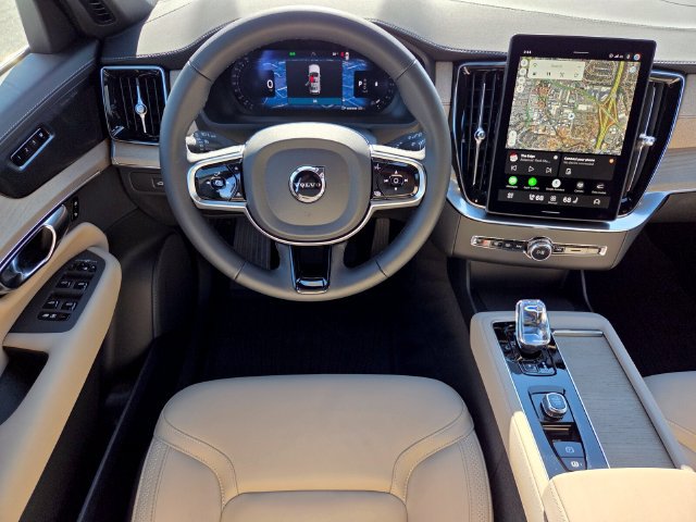 New 2027 Volvo XC90 B6 Plus AWD/4WD image 13