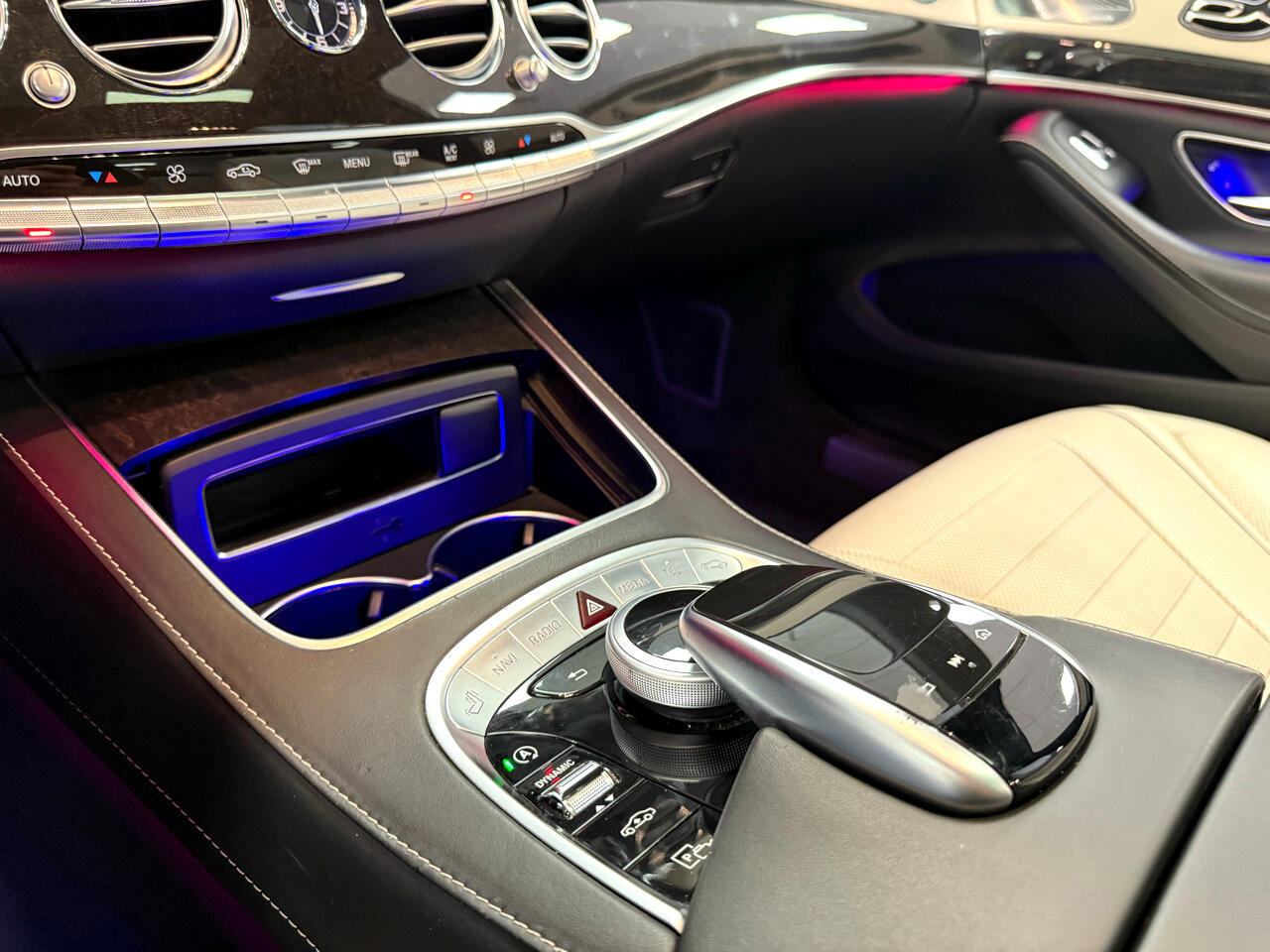 Used 2018 Mercedes-Benz S 560 4MATIC Sedan image 31