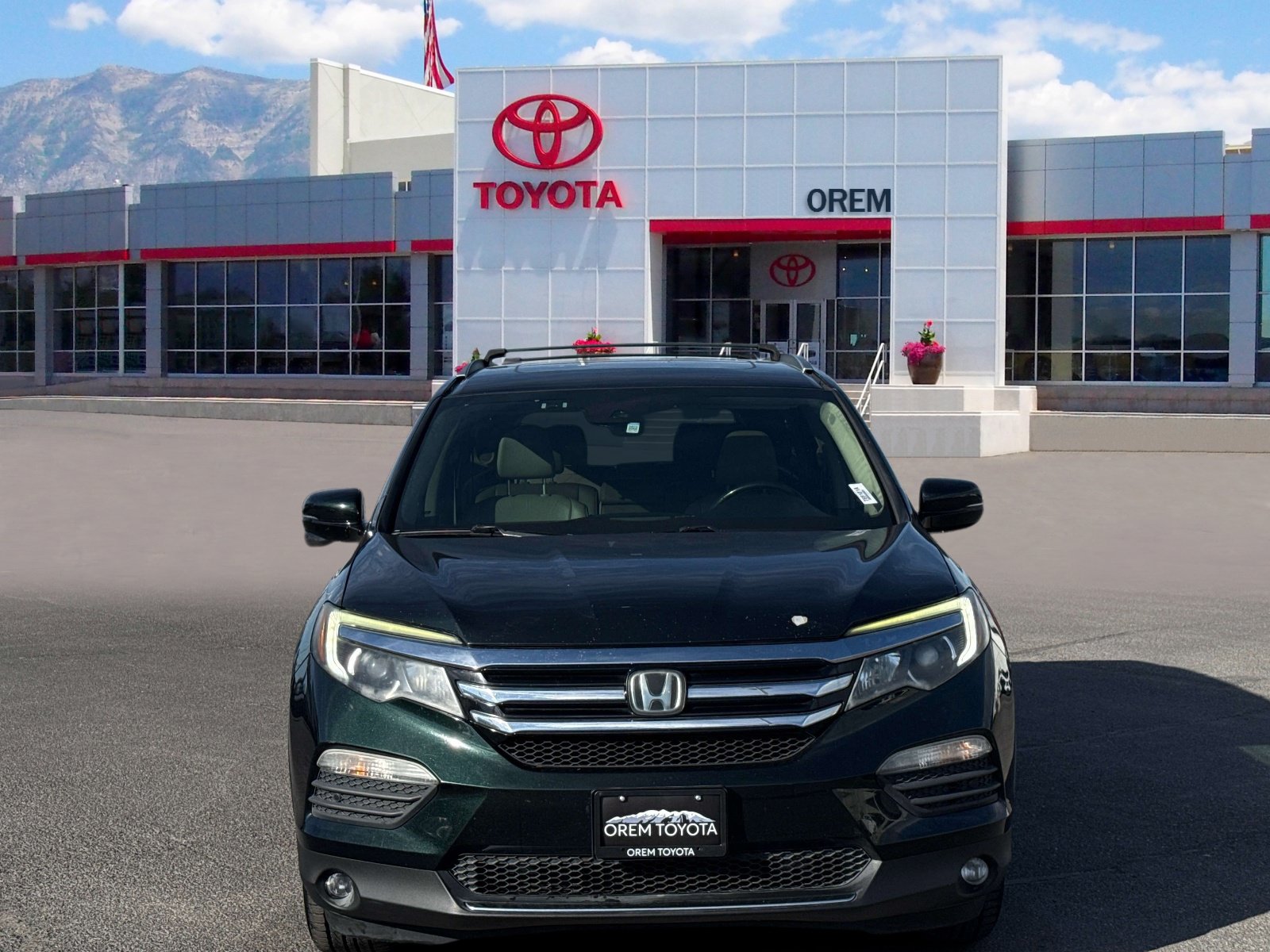 Used 2016 Honda Pilot Touring video 2