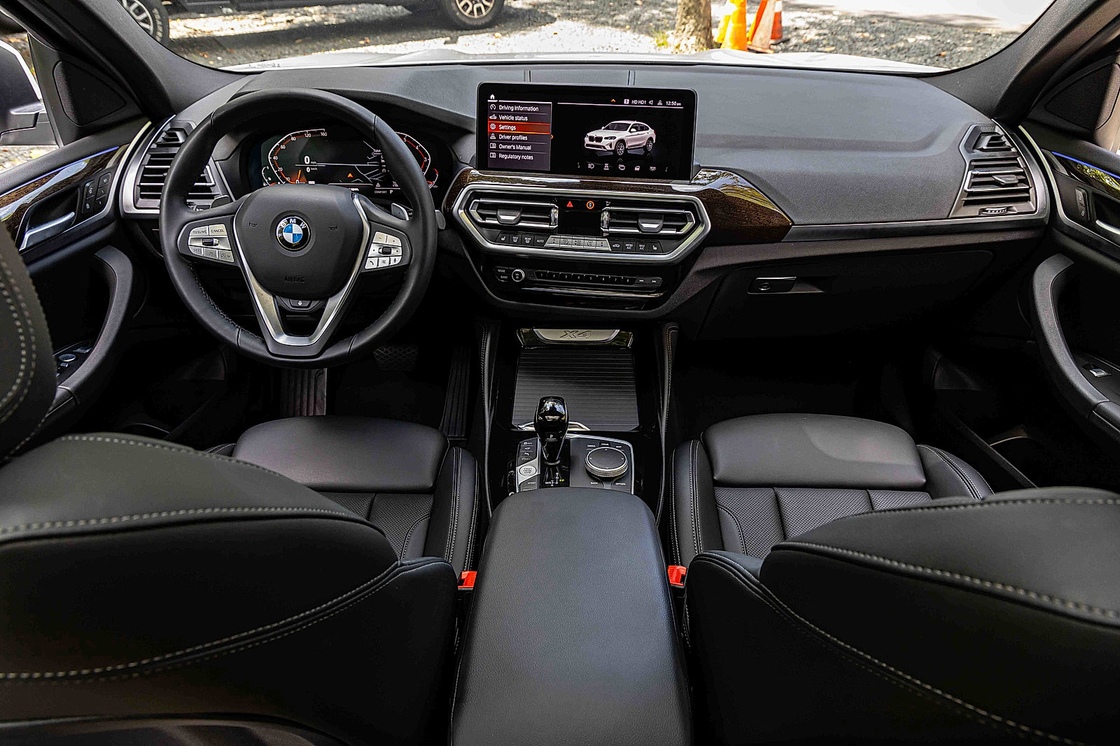 Used 2024 BMW X4 xDrive30i w/ Parking Assistance Package image 22