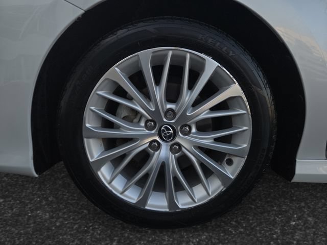 Certified 2020 Toyota Camry XLE w/ Sunroof Package FWD image 4