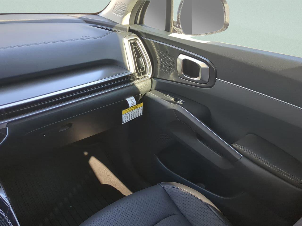 New 2026 Kia Sorento S w/ S Panoramic Sunroof Package image 22