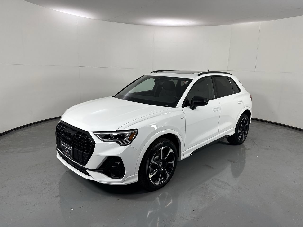 Used 2025 Audi Q3 2.0T Premium Plus w/ Premium Plus Package image 31