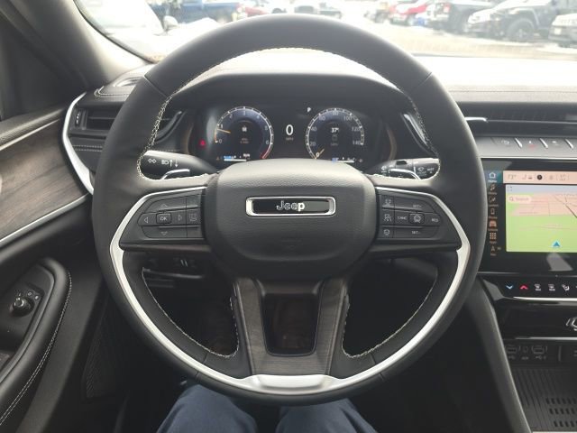 New 2026 Jeep Grand Cherokee Laredo image 15