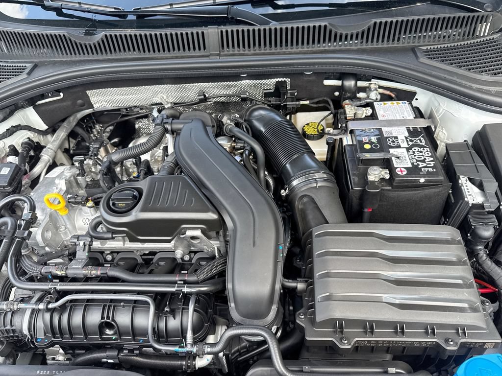 New 2026 Volkswagen Jetta SE FWD image 18