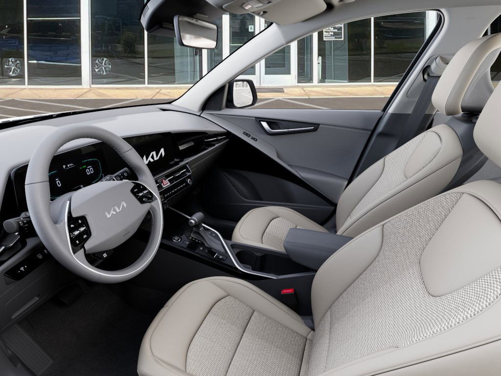 New 2025 Kia Niro EX image 17
