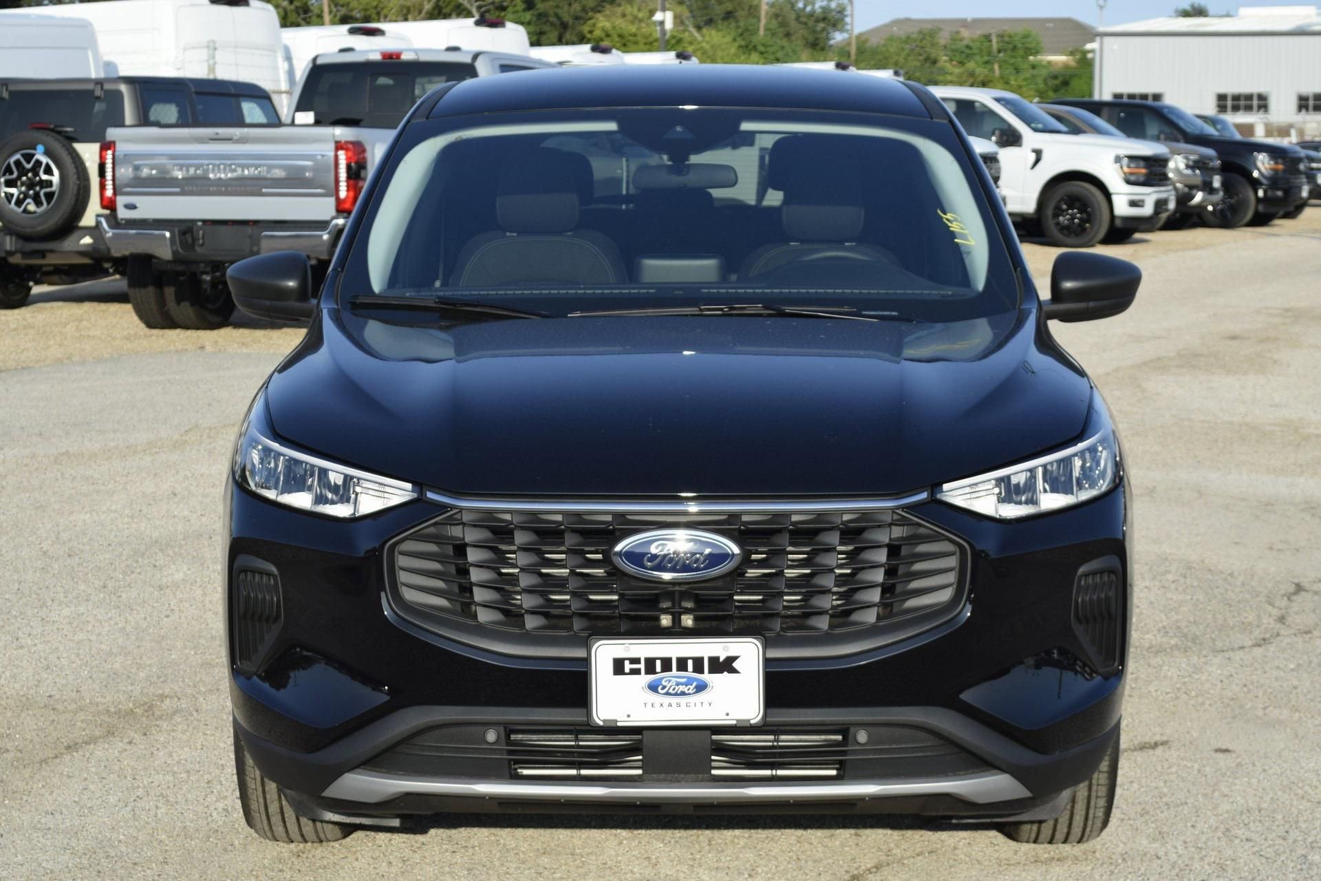 New 2026 Ford Escape Active image 2