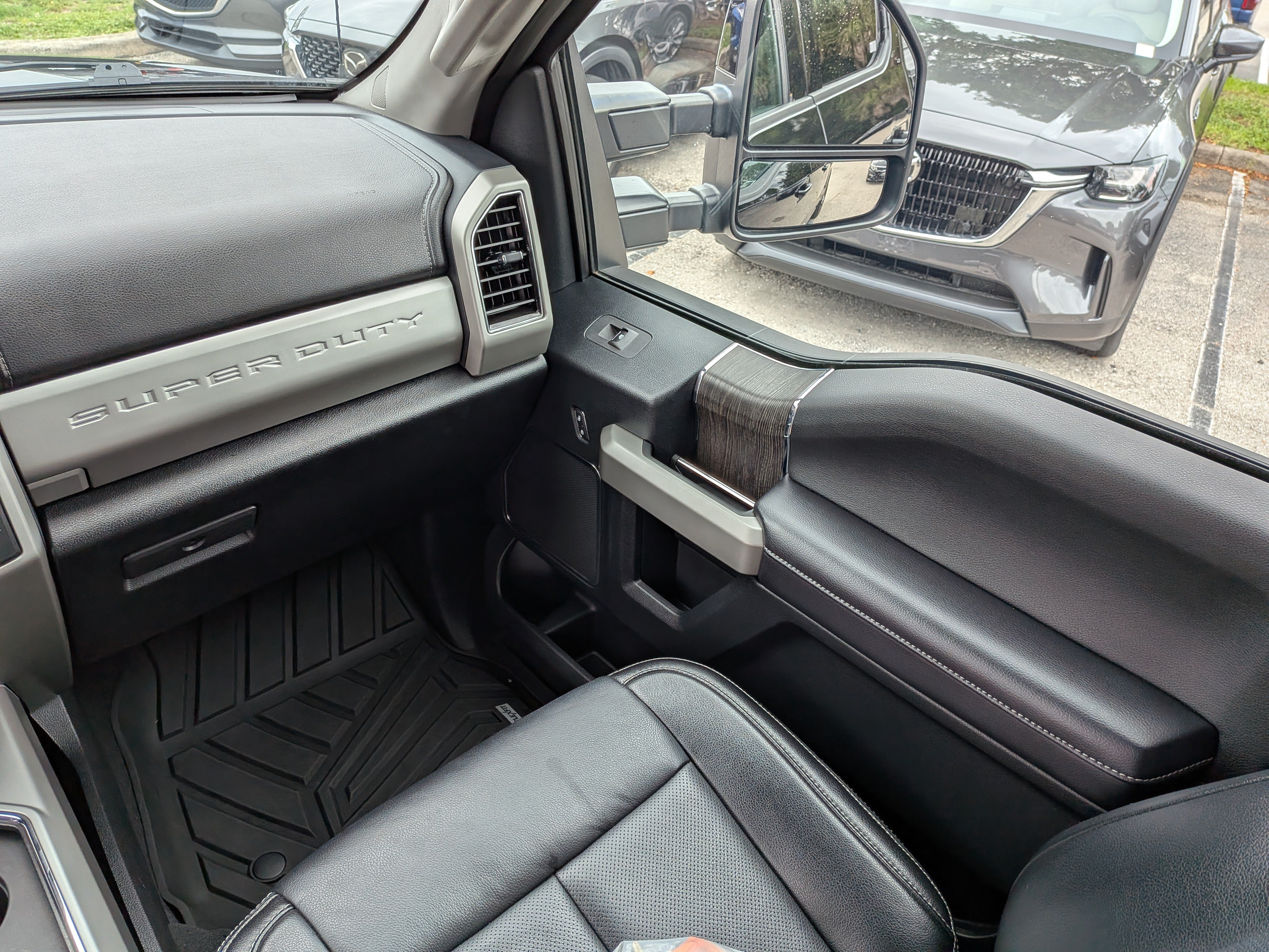 Used 2021 Ford F250 Lariat w/ Lariat Value Package AWD/4WD image 18