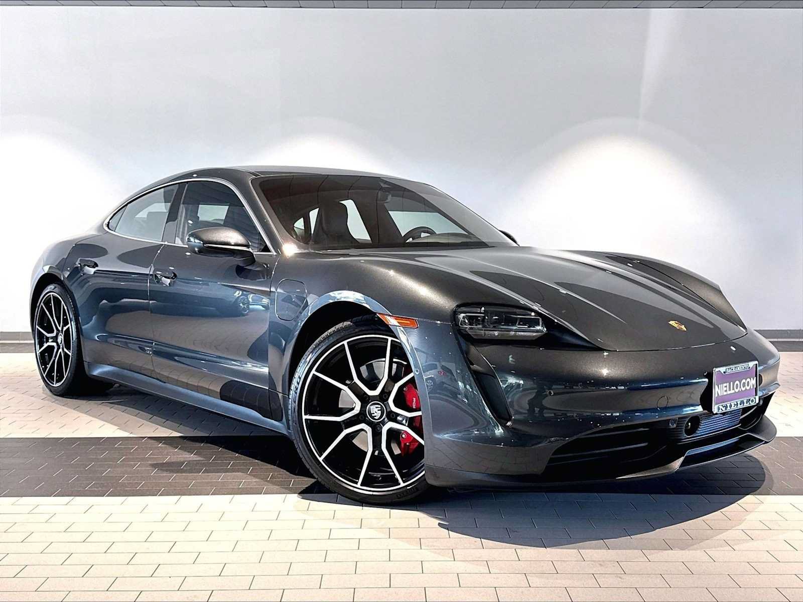 Used 2023 Porsche Taycan 4S AWD/4WD image 12
