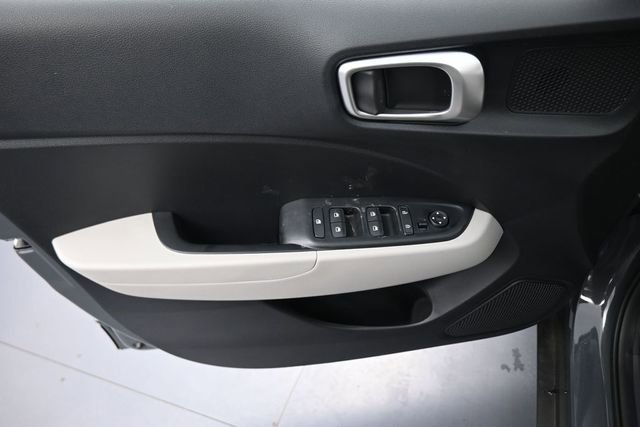 New 2026 Hyundai Venue SEL FWD image 10