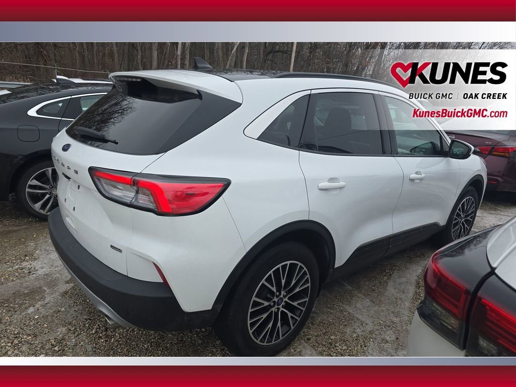 Used 2022 Ford Escape SEL image 4