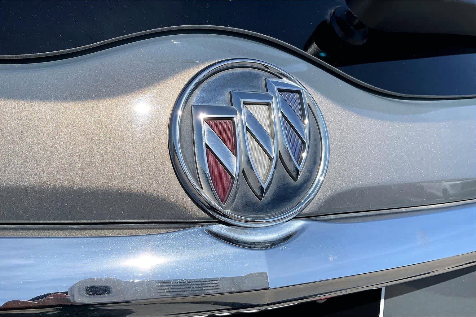 Used 2019 Buick Enclave Premium FWD image 30