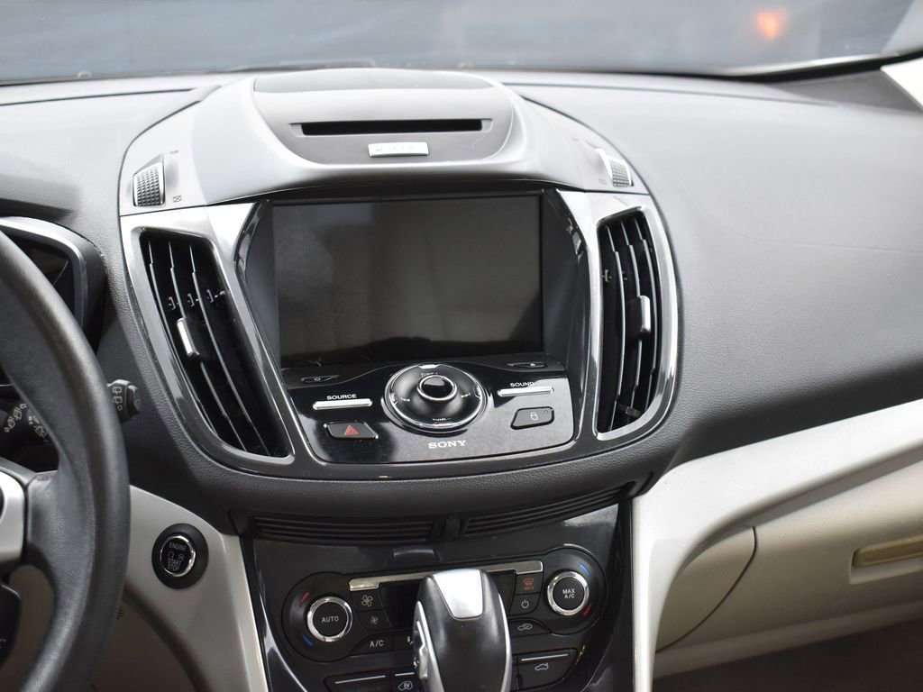 Used 2016 Ford C-MAX Energi SEL image 20