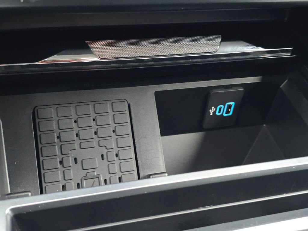 Used 2024 Ford F350 Lariat w/ Chrome Package image 30