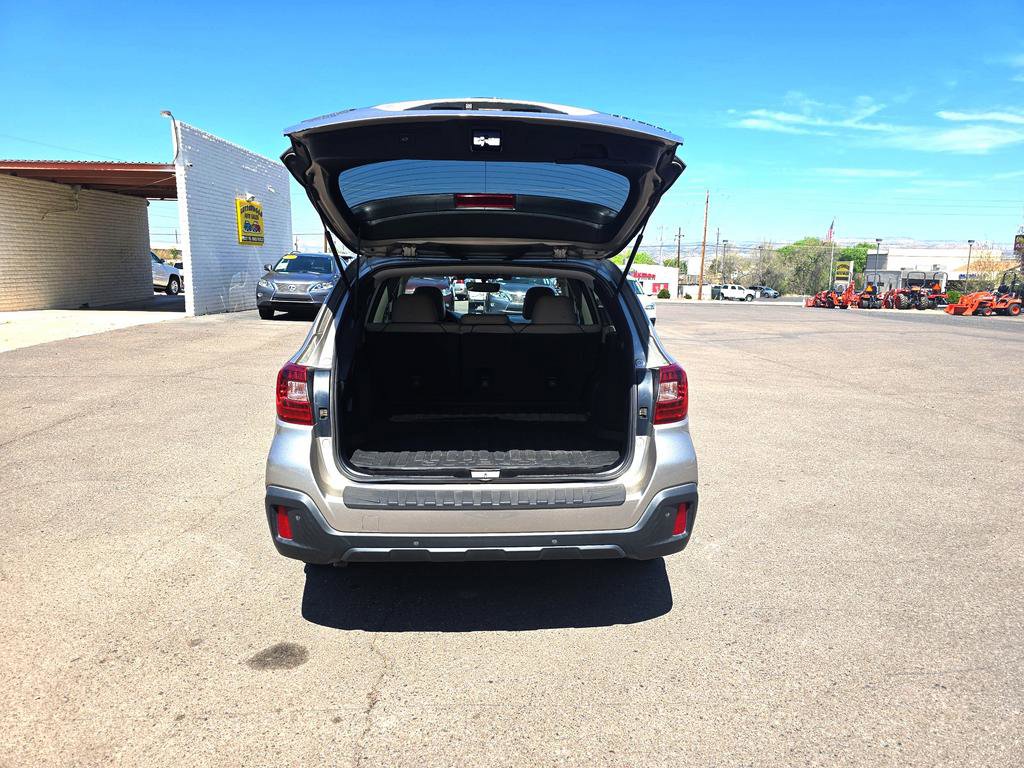 Used 2018 Subaru Outback 2.5i Limited AWD/4WD image 13