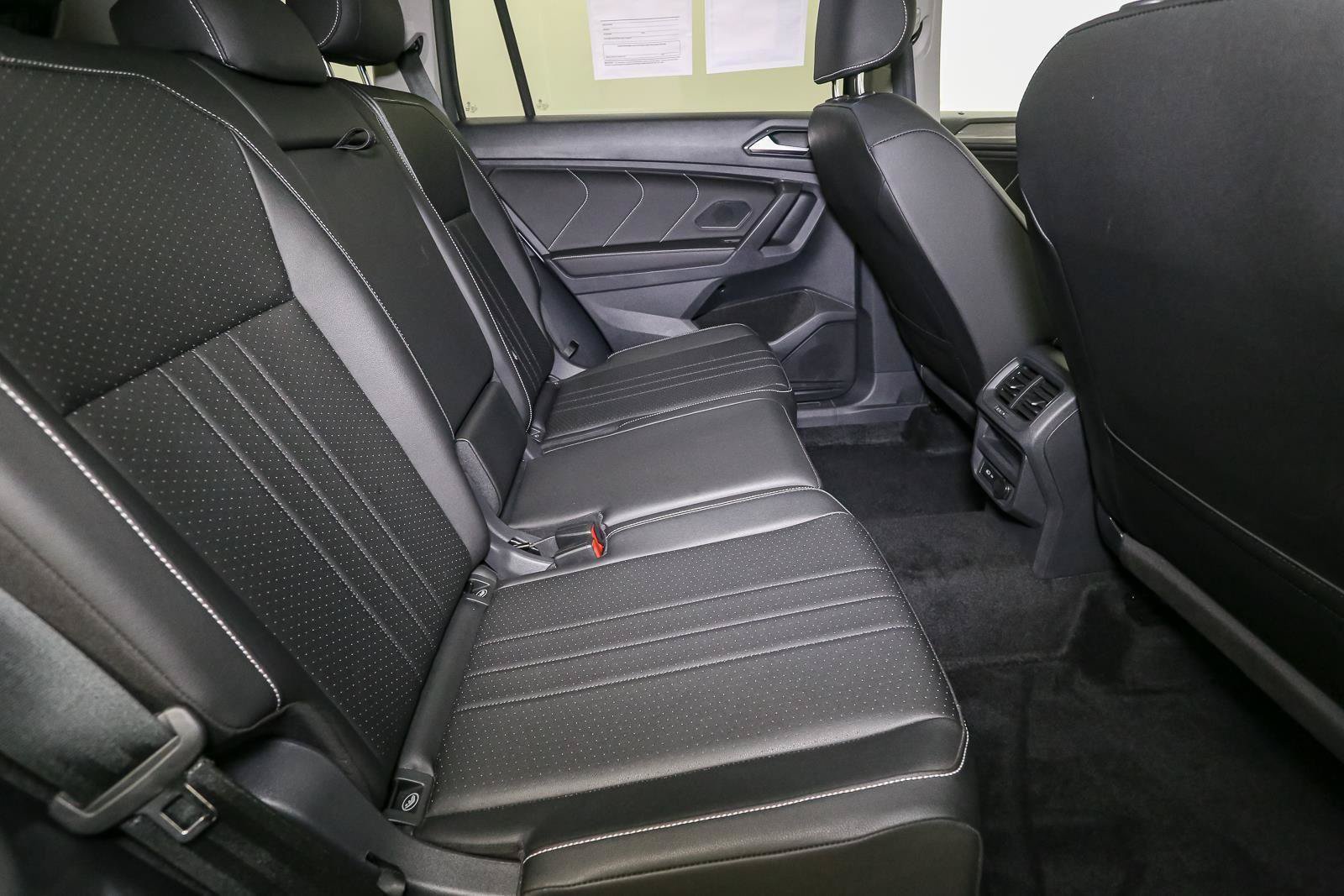 Certified 2023 Volkswagen Tiguan SE AWD/4WD image 25