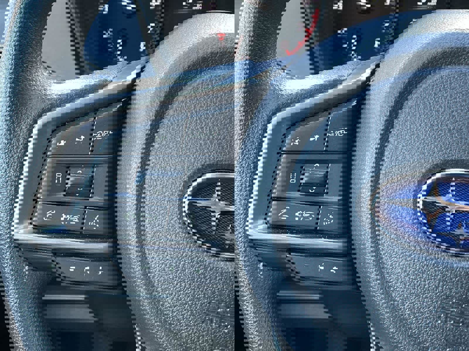 Certified 2025 Subaru Impreza 2.0i image 26