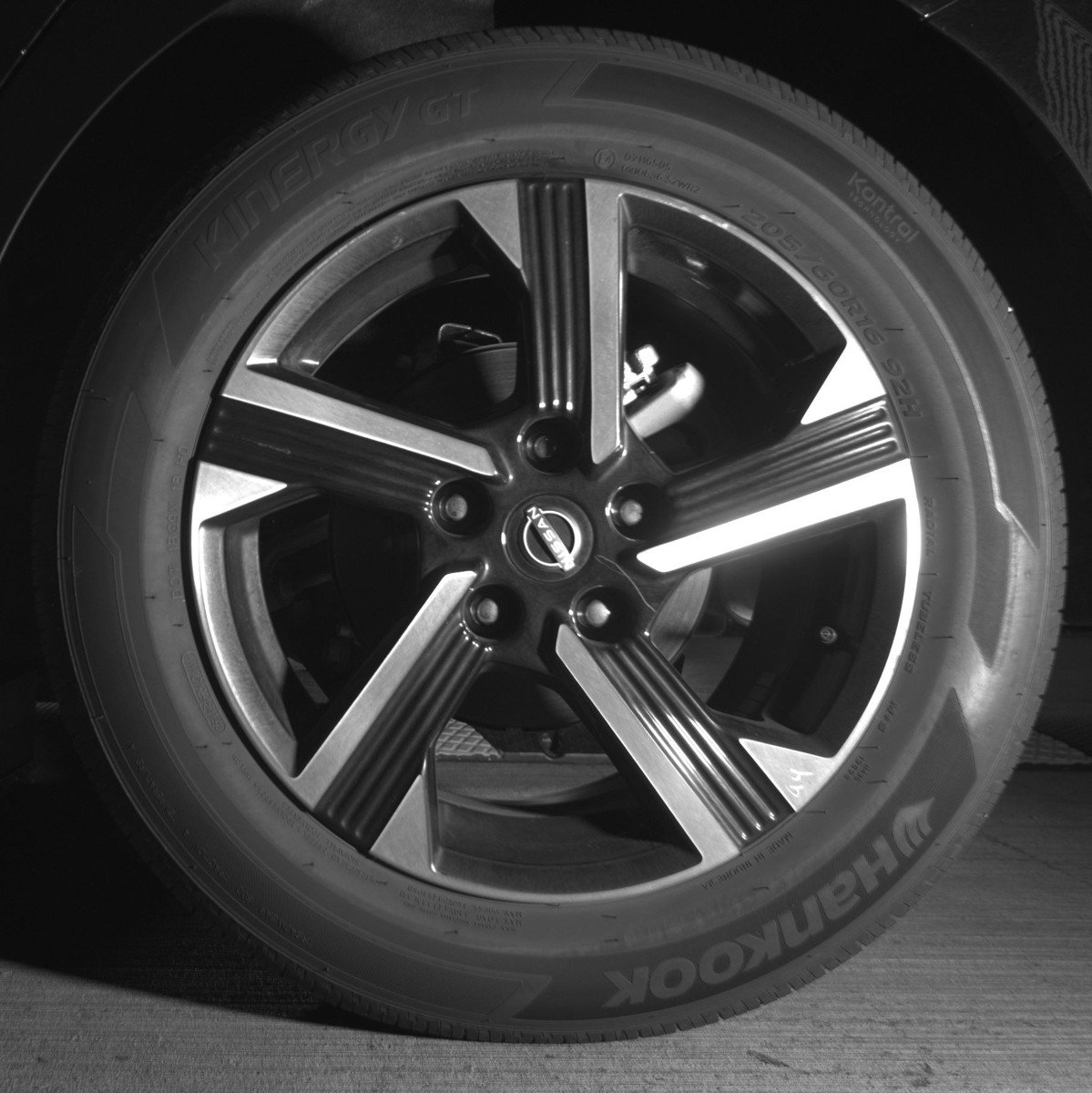 Used 2025 Nissan Sentra SV image 14