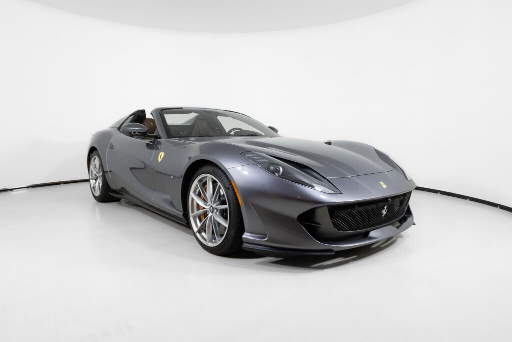 Used 2021 Ferrari 812 GTS image 11