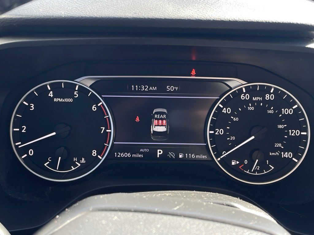 Used 2025 Nissan Rogue SV image 12