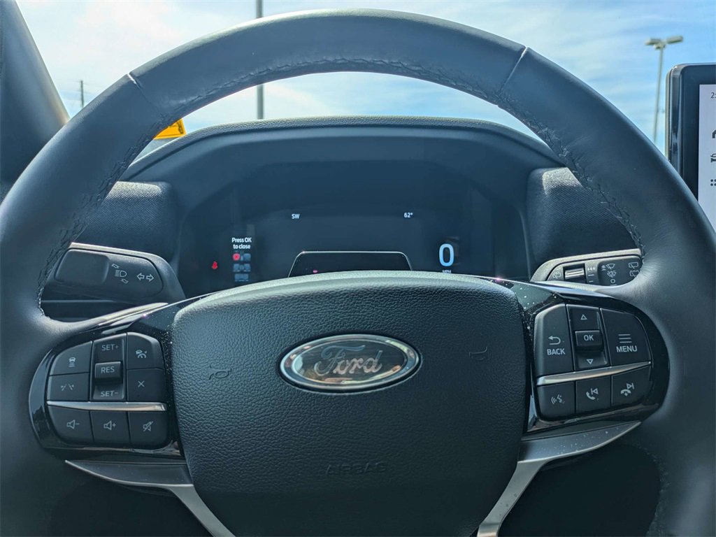 Used 2025 Ford Explorer Platinum w/ Ultimate Package image 33