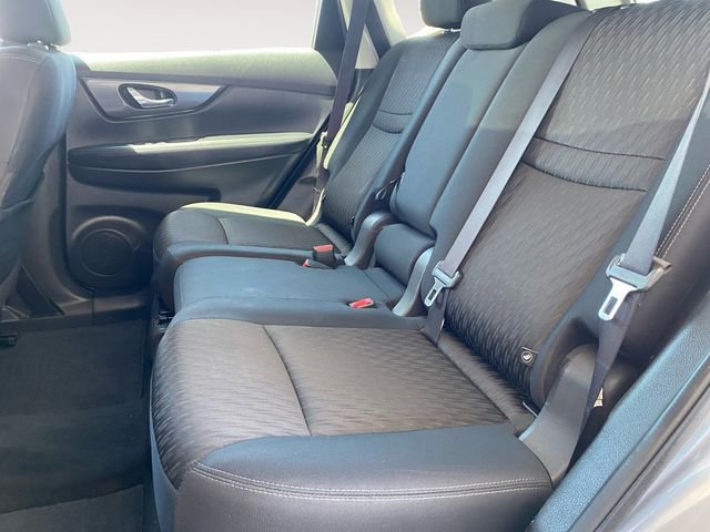 Used 2019 Nissan Rogue SV image 7