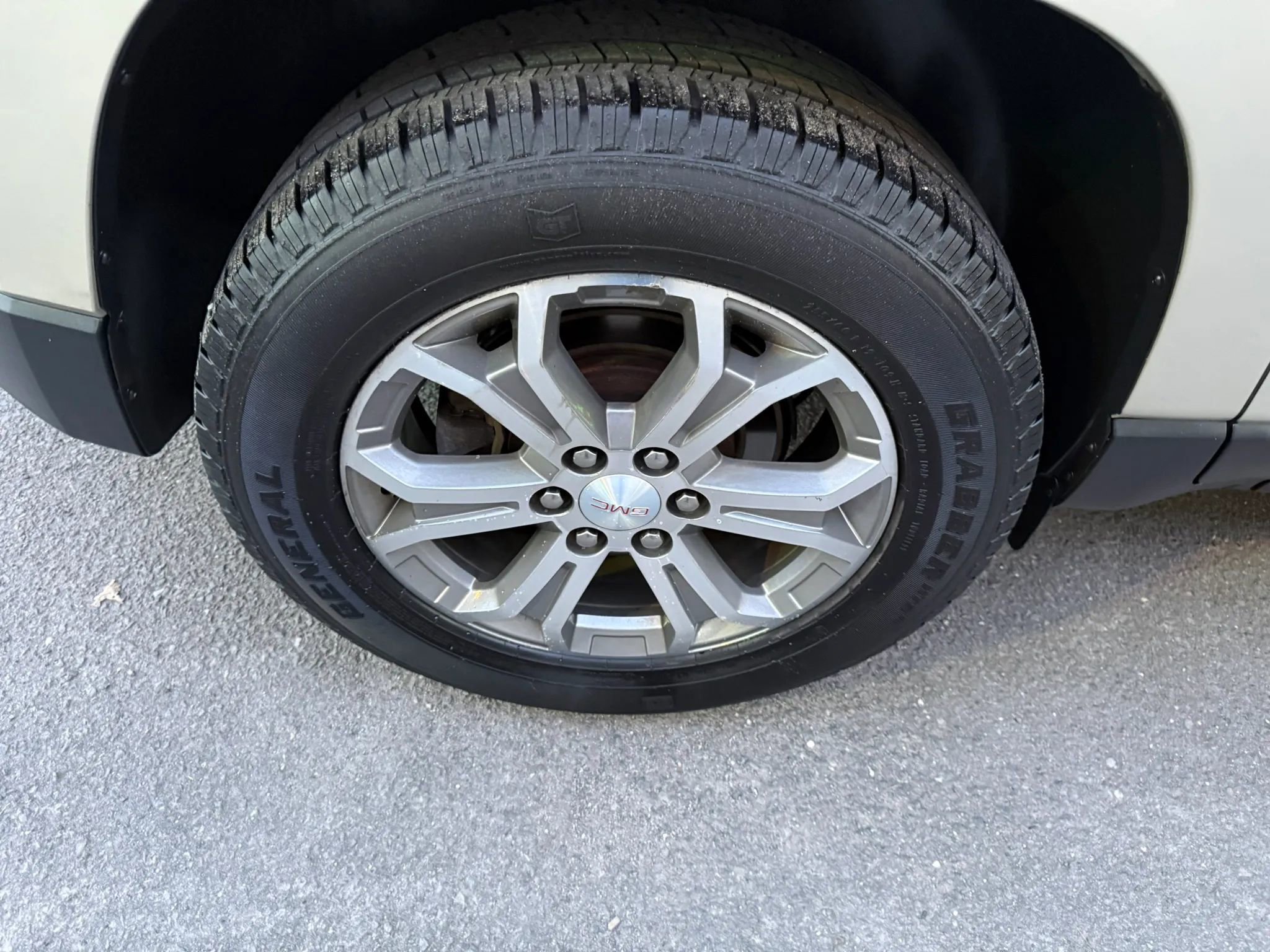 Used 2016 GMC Acadia SLT w/ Open Road Package FWD image 6