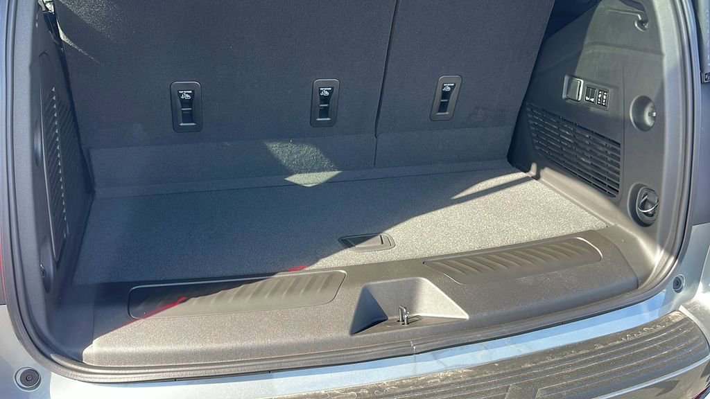 New 2026 GMC Yukon Elevation image 25